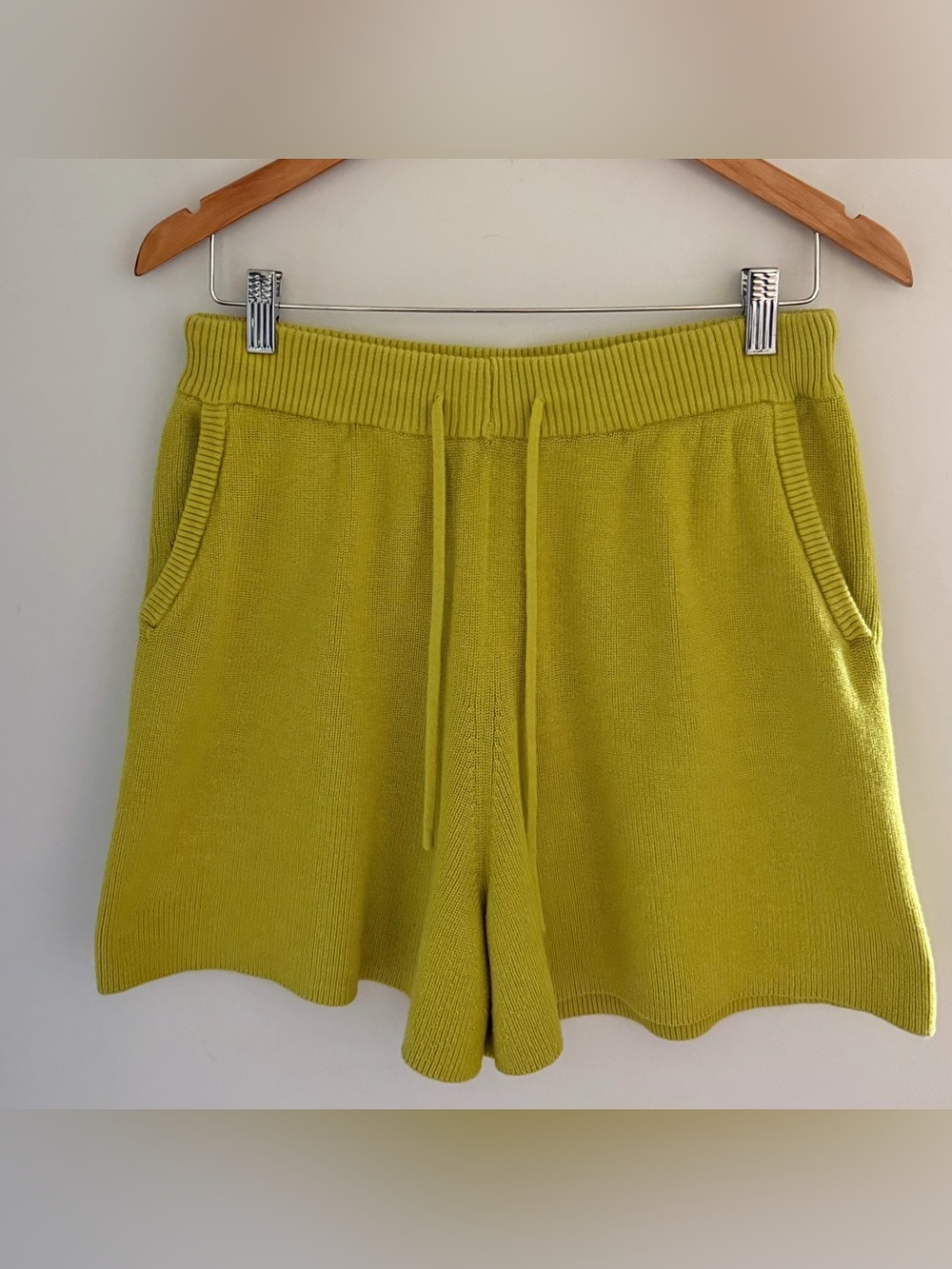 Red Sky Endless Vacation Knit Shorts L/XL